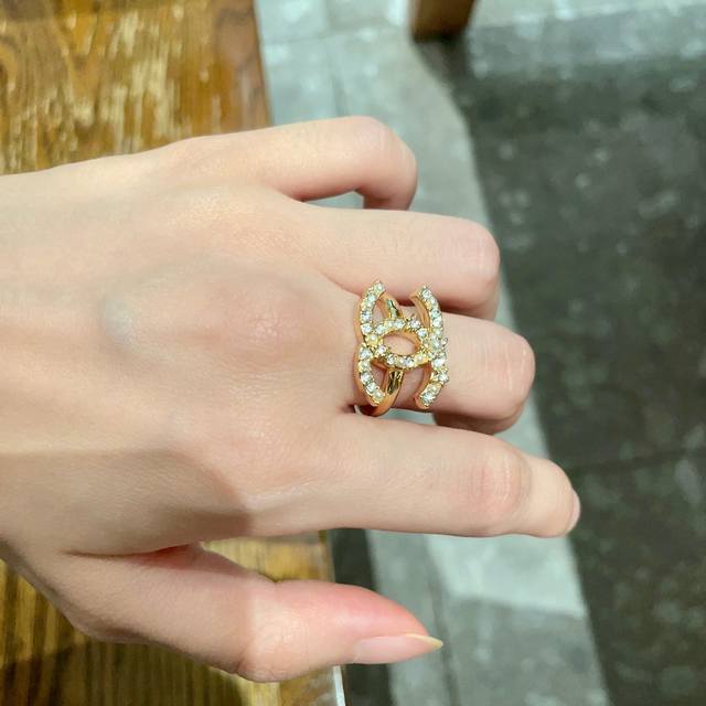Chanel double C ring! I can't help but praise it once I put it on. The simple d