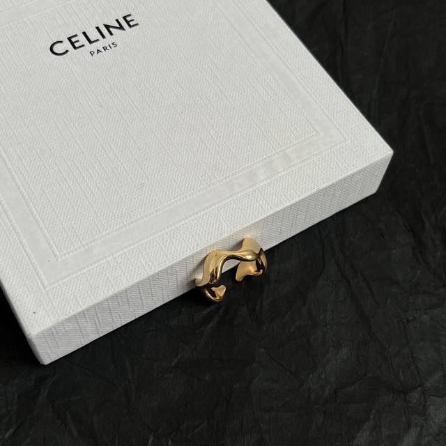 Celine Celine Ring Celine has always been a benchmark in the simple fashion indu