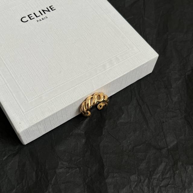 Celine Celine Ring Celine has always been a benchmark in the simple fashion indu