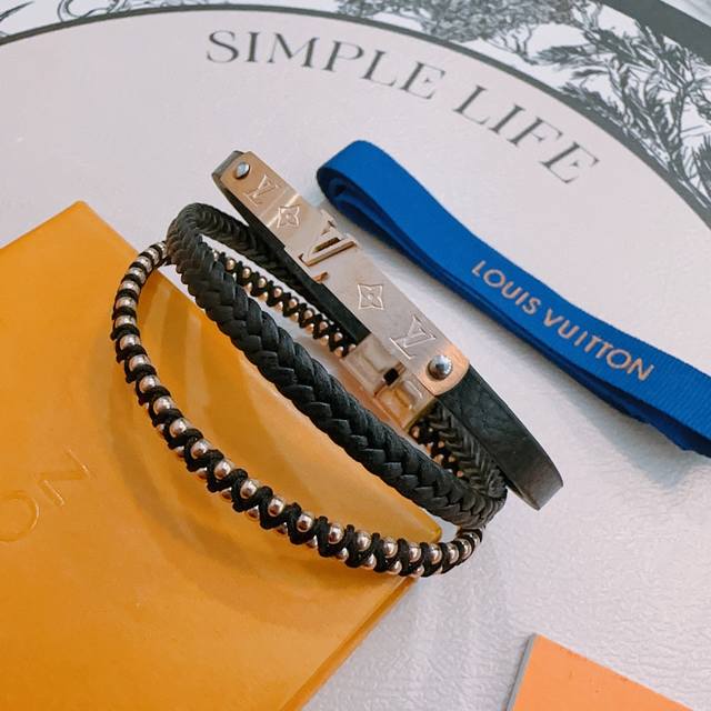 High quality Lv Louis Vuitton leather bracelet bracelet original goods counter