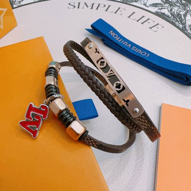 High quality Lv Louis Vuitton leather bracelet bracelet original goods counter