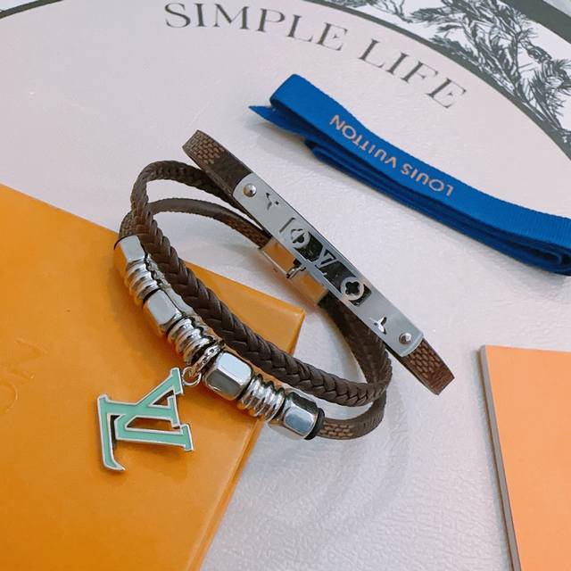 High quality Lv Louis Vuitton leather bracelet bracelet original goods counter
