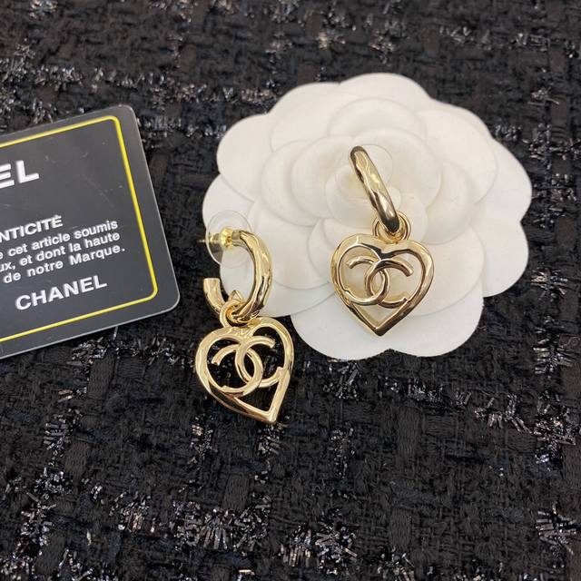 Code E1725 earrings hot-selling model, hot new arrival Synchronous counter excl