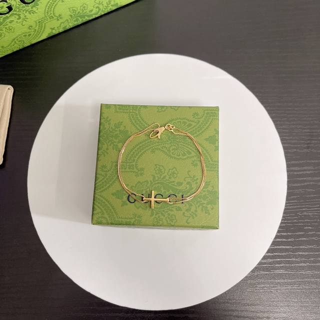 New style Gucci counter hot style Factory direct selling price Original one-to-