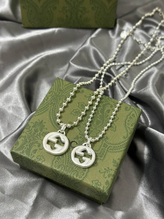 Counter hot item Factory direct sales counter version Guuc* necklace DDD