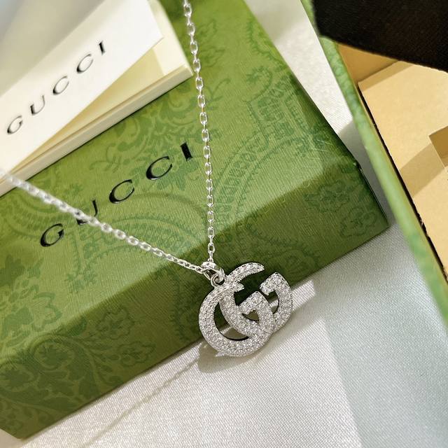 Gucci's counterattack year Gucci classic logo double G full diamond necklace per