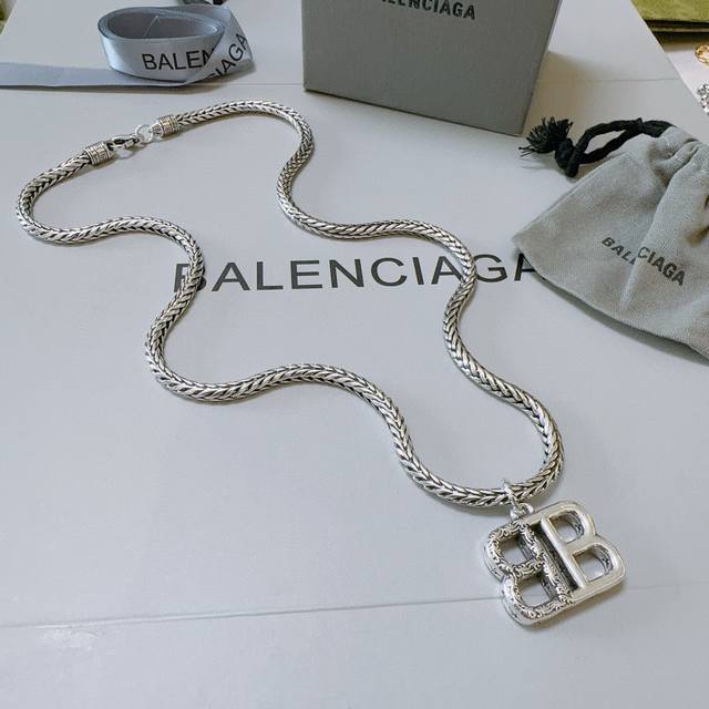 Original goods, new products, Balenciaga necklace, Balenciaga new necklace, cons