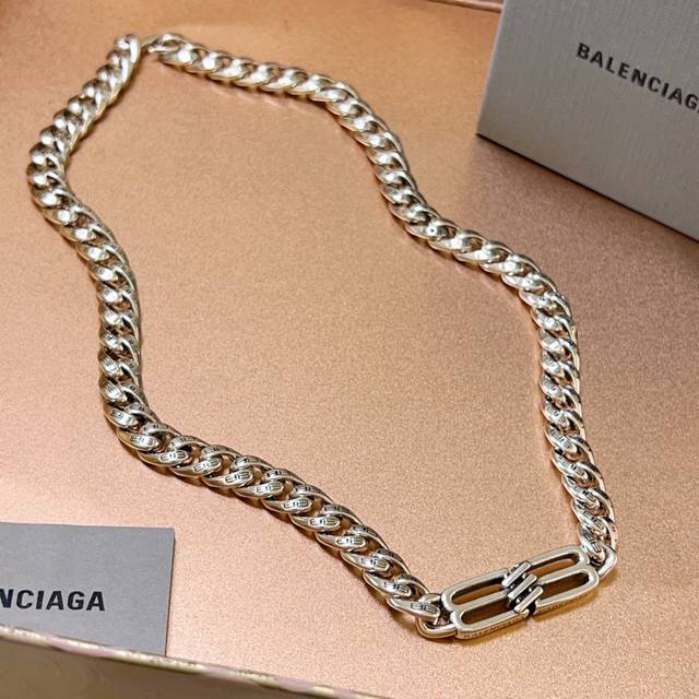 Original goods, new products, Balenciaga necklace, Balenciaga new necklace, cons