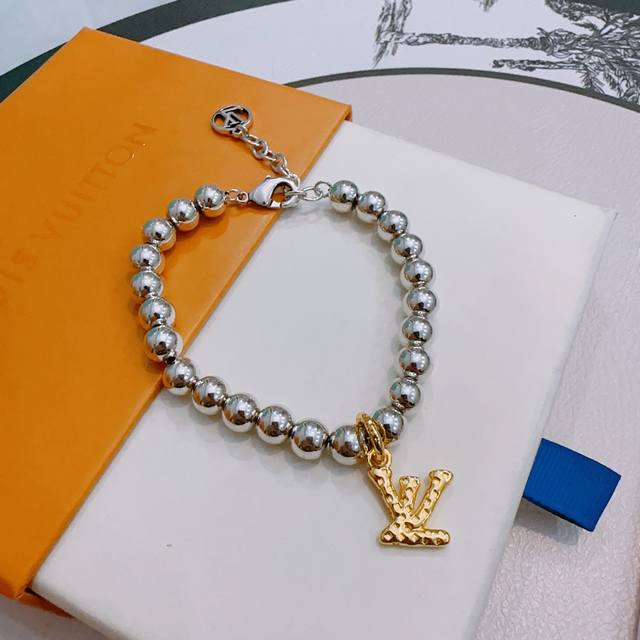 High quality Louis Vuitton Lv bracelet original goods counter new model open mo
