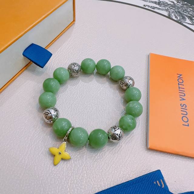 Special counter exquisite version Lv Louis Vuitton multi-element agate Thai silv