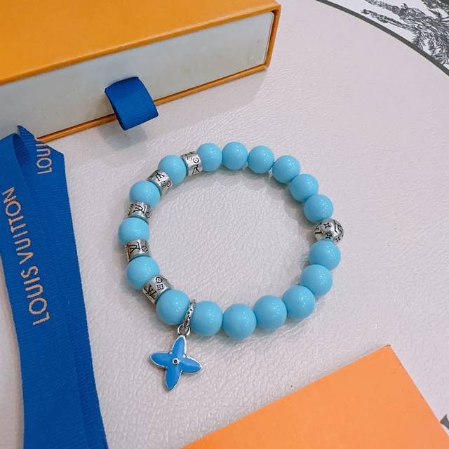 Special counter exquisite version Lv Louis Vuitton multi-element agate Thai silv