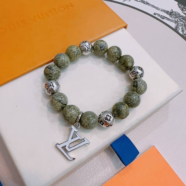 Special counter exquisite version Lv Louis Vuitton multi-element agate Thai silv