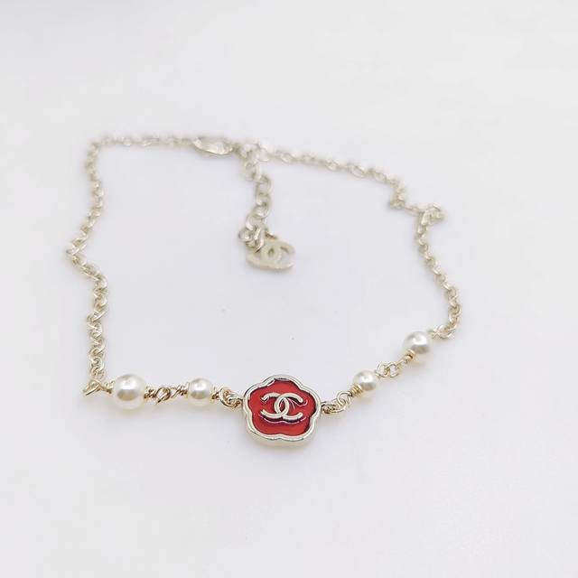 Chanel latest red petal necklace consistent Zp brass material DDD