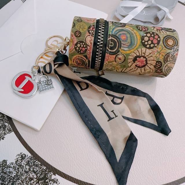 New product release Dior keychain bag buckle latest model bag pendant with highe