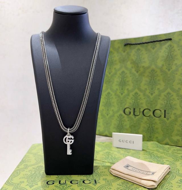 So cool Gucci necklace 2025 latest chain with higher grade. The same classic st