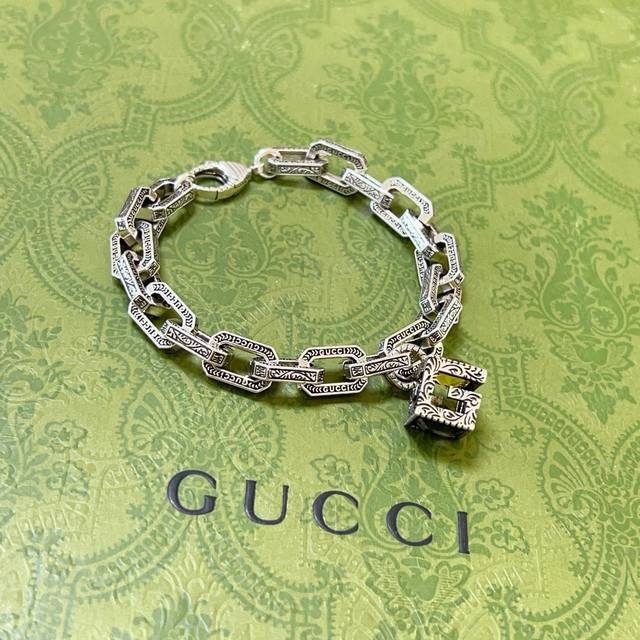 Gucci's latest recommended series Gucci bracelets are the latest classic models.