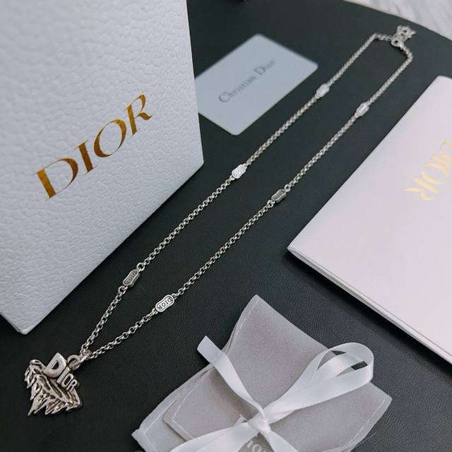Dior new Dior necklace original goods counter new model open mold retro fashion