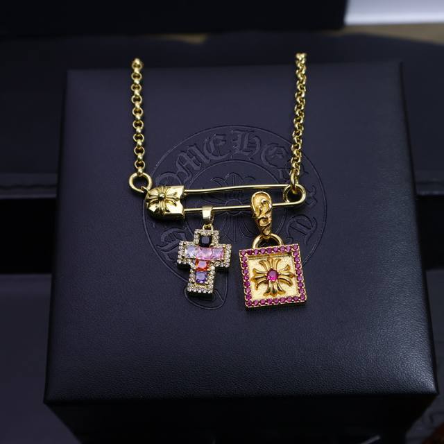 Hot item recommendation: Chrome Hearts necklace, brooch chain is so cool. The la