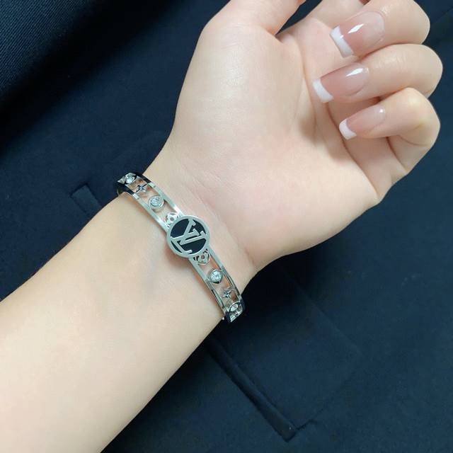 New product original goods Lv diamond bracelet Louis Vuitton Louis Vuitton coun