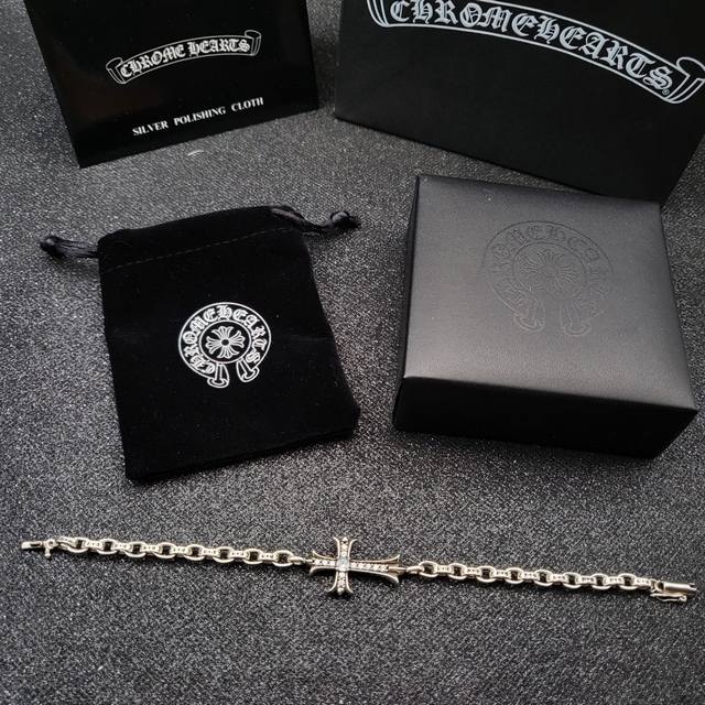 Chrome Hearts counter hot item Factory direct selling price Original one-to-one