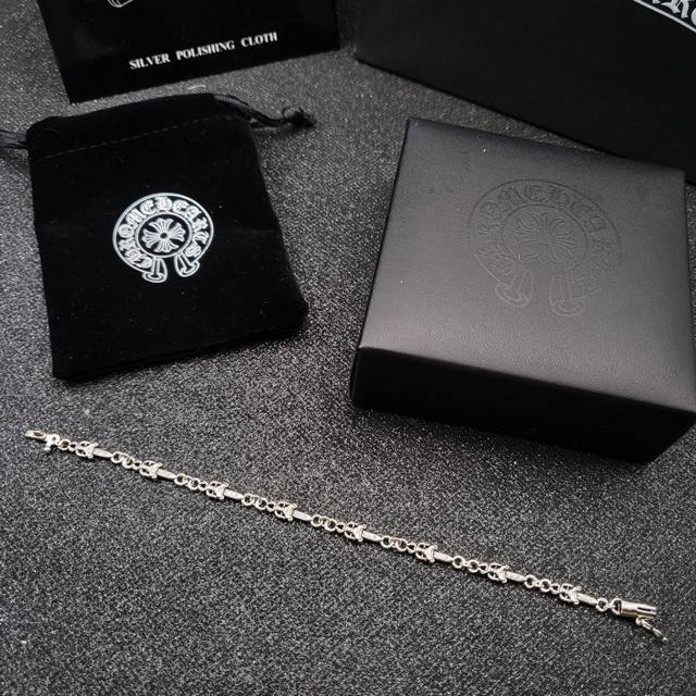 Chrome Hearts counter hot item Factory direct selling price Original one-to-one