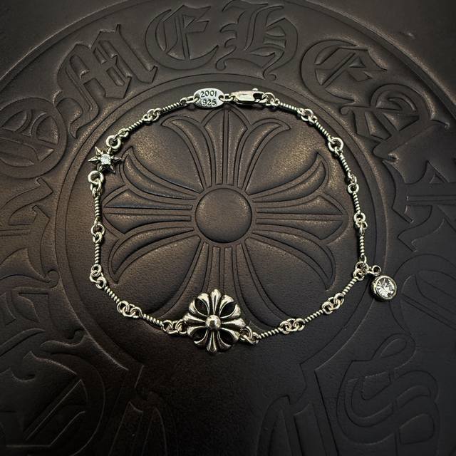 New counter quality Chrome Hearts classic retro cross flower bracelet with conc