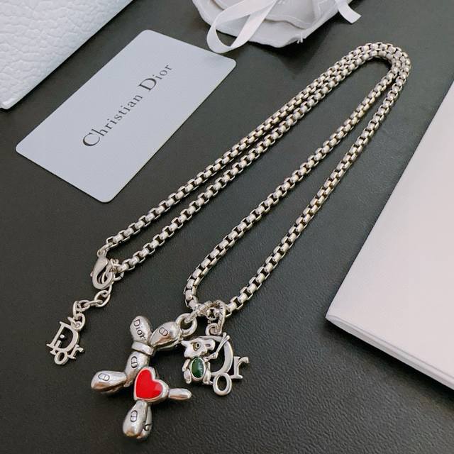 Dior new Dior necklace original goods counter new model open mold retro fashion