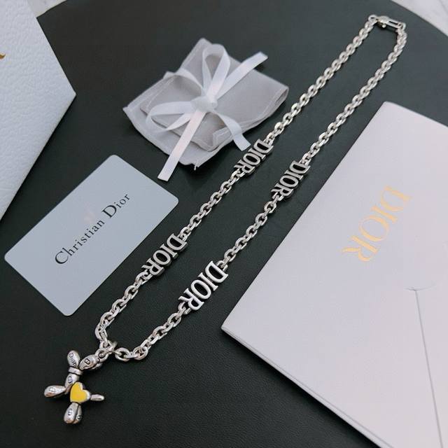 Dior new Dior necklace original goods counter new model open mold retro fashion