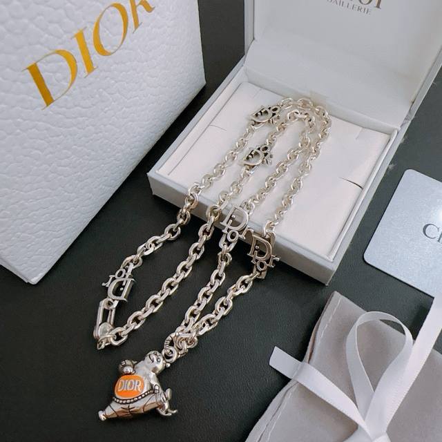 Dior new Dior necklace original goods counter new model open mold retro fashion