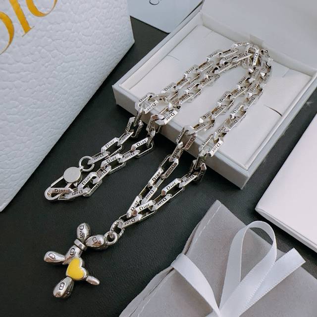 Dior new Dior necklace original goods counter new model open mold retro fashion