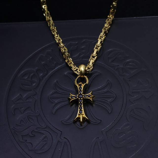 2025 Gift recommendation: Chrome Hearts handmade craftsmanship, classic gold-col