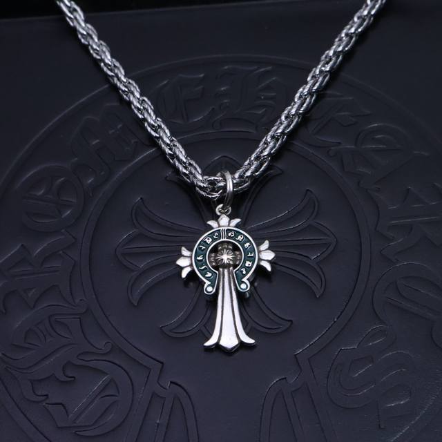 2025 Classic hot item] Chrome Hearts necklace, twisted chain is so cool. Chrome