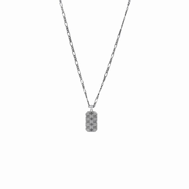 Gucci Gucci bee engraved necklace Retro distressed square cut pendant bee patter