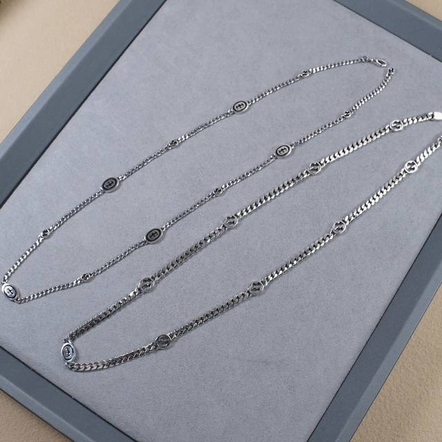 Gucci double G interlocking black necklace, the same style as Xiao Zhan This nec