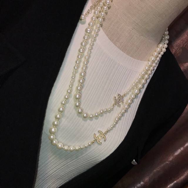 How can autumn be without Chanel sweater chain? Exclusive real shot of long cha