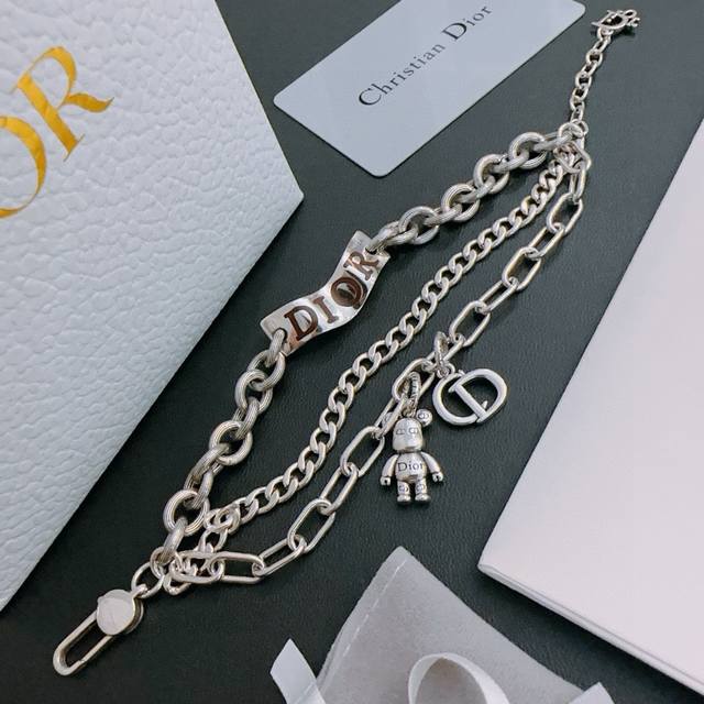 Dior new high-quality Dior bracelet original goods counter new mold retro fashio
