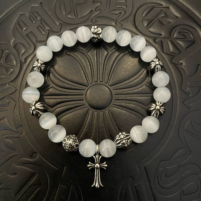 New counter quality Chrome Hearts classic retro multi-element bracelet, concave