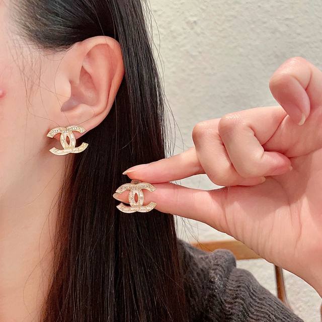 Chanel Chanel vintage earrings. Chanel's styles really need no introduction. Eac