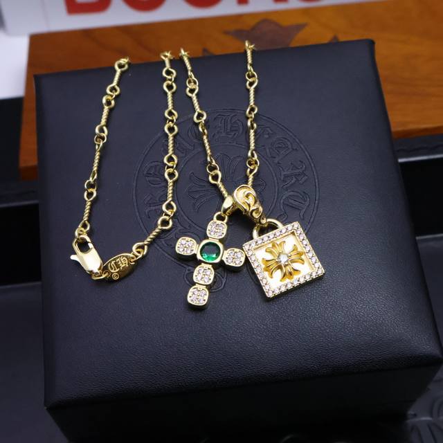 Chrome Hearts necklace, super cool, the latest Chrome Hearts necklace, differen