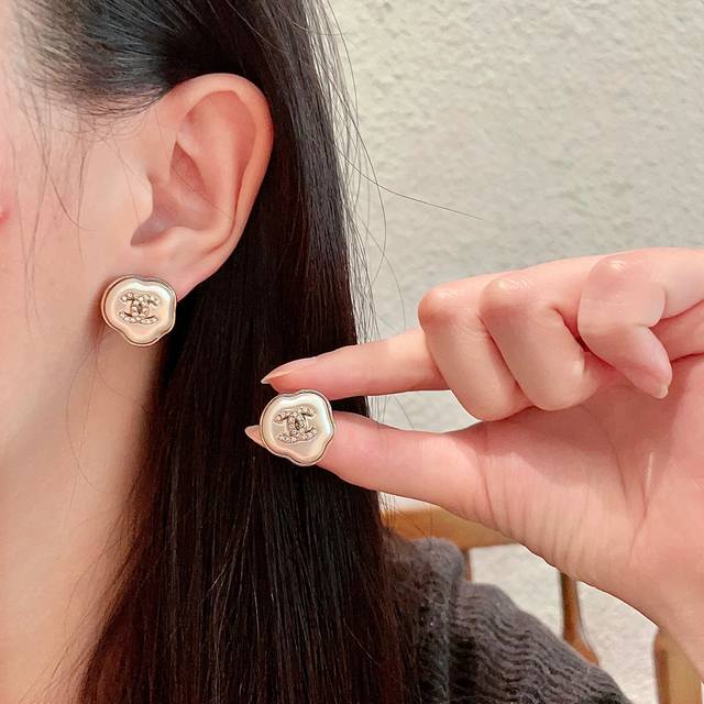 Chanel Chanel vintage earrings. Chanel's styles really need no introduction. Eac