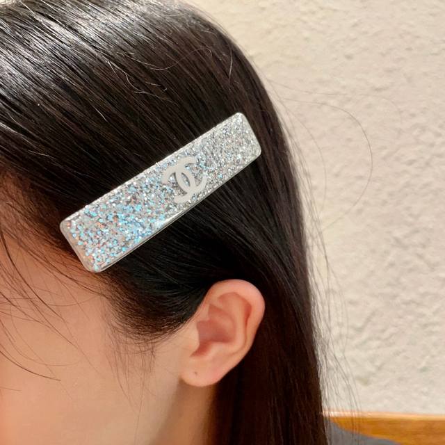 Chanel Double C Hairpin DDD