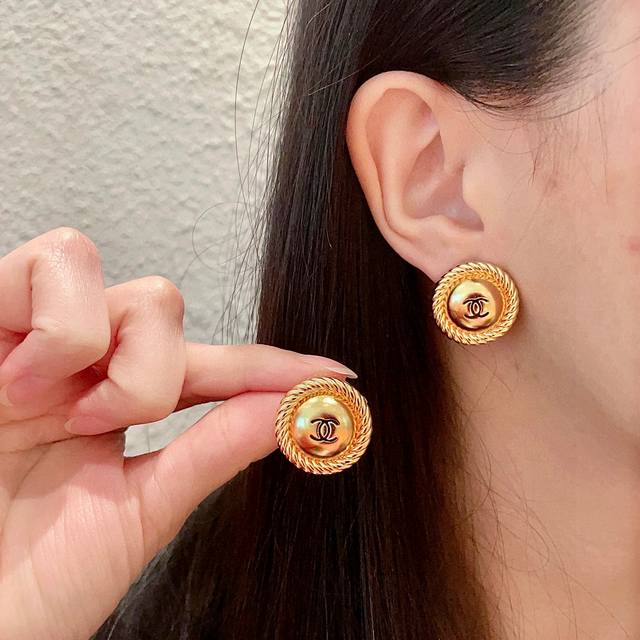 Chanel Double C Earrings DDD