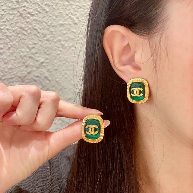Chanel classic double C earrings DDD
