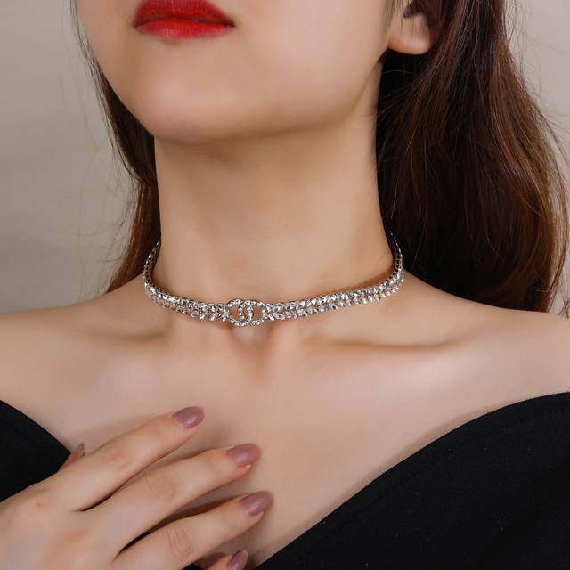 Chanel new necklace counter synchronous new double C precision crafted original