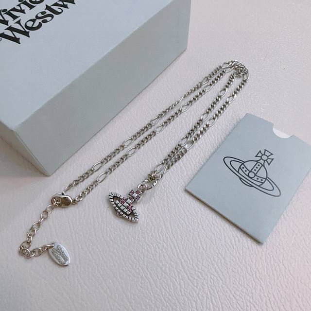 45Cm High quality classic big Saturn necklace for men and women Necklace Vivienn