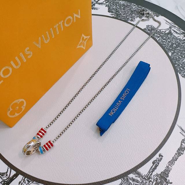 Louis Vuitton Lv necklace original goods, new model from the counter, retro fash