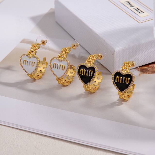 New product original goods new Miumiu resin mother earrings counter consistent
