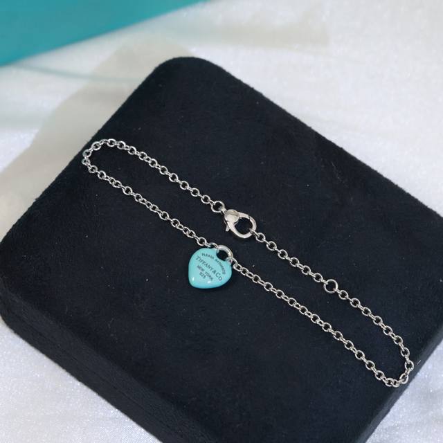 Blue Heart Bracelet Tiffany&Co. Love Heart Bracelet This series is the main mode