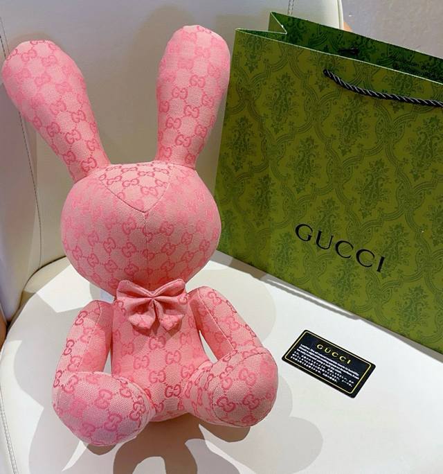 Hot item coming Gucci official website launches new bunny doll, exclusive high q