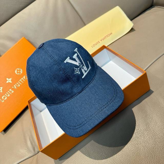 comes with a box and cloth bag. This Lv Louis Vuitton new original baseball cap
